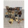 Image 1 : LOT OF VARIOUS MINITURES