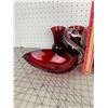 Image 2 : VINTAGE RUBY RED GLASS SWANS AND VASES