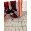 Image 3 : VINTAGE RUBY RED GLASS SWANS AND VASES