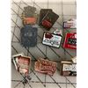 Image 2 : LOT OF VINTAGE CALGARY STAMPEDE PINS CASINO BLACK JACK