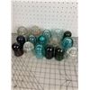 Image 1 : LOT OF VARIOUS ANTIQUE INSULATORS SOME HAVE CHIPS