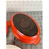 Image 5 : VINTAGE LE CREUSET CAST IRON CASSEROLE DISHES