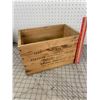 Image 2 : VINTAGE WOODEN CIL SHOTGUN SHELL CRATE