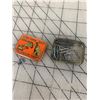 Image 2 : ANTIQUE GRAMOPHONE NEEDLE TIN AND NEEDLES