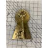 Image 1 : VINTAGE BRASS KEY DOOR KNOCKER