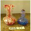 Image 1 : 2 pcs of Artglass- vase and perfume bottle