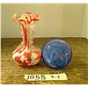 Image 2 : 2 pcs of Artglass- vase and perfume bottle