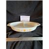 Image 1 : Pyrex Town & Country divided casserole dish 1.5qt