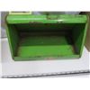Image 2 : fertilizer spreader