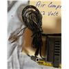Image 2 : 12 volt air compressor