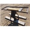 Image 1 : stand table on 2x6