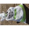 Image 2 : half bag of grass seed