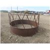 Image 1 : bale feeder