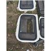 Image 2 : 4 rv windows