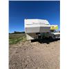 Image 4 : 1993 Travelaire 28ft tandem 5th wheel camper VIN: 2TTTW2853PDGQ0913