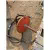 Image 3 : grease machine lid and nozzle