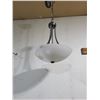 Image 1 : light fixture