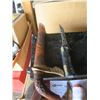 Image 1 : pair of knives