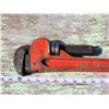 Image 2 : 24" Red pipe wrench