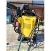 Image 3 : "Karcher" pressure washer, w/ accessories
