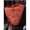 Image 2 : insulated tarp