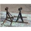 Image 1 : two heavy duty jackstands