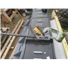 Image 1 : earthwise hedge trimmer