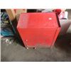 Image 1 : small red tool box on wheels