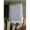 Image 1 : space heater