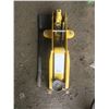 Image 2 : wilmer 2 ton floor jack