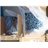 Image 1 : 2 boxes of zinc hex lag bolts