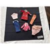 Image 1 : 1960s Barbie clothes
