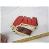 Image 2 : Vintage Montreal Expos Childs Baseball Glove