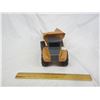 Image 3 : Case Articulating Dump Truck Dealership Toy