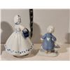 Image 6 : Blue & white porcelain figurines. Lady is musical.