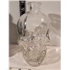 Image 3 : Black & clear crystal skull vodka bottles.