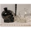 Image 4 : Black & clear crystal skull vodka bottles.
