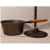 Image 3 : Cast iron 2 quart sauce pan with lid. Made in Taiwan.