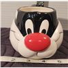 Image 2 : Ceramic Sylvester collector's mug.