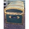 Image 8 : Everlite, dome top cedar chest. Approx.. 31”W X 16”H X 18” Deep