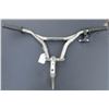 Image 1 : BMX custom handle bars - 27"W