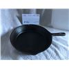 Image 1 : Cast iron frying pan