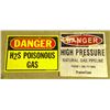 Image 1 : 2 different danger gas signs