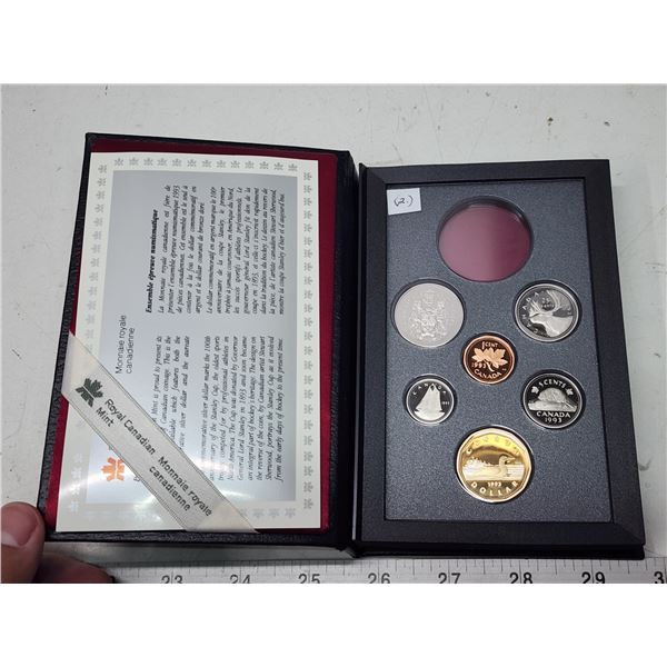 1993 Double dollar proof set. Missing silver dollar