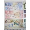 Image 7 : 6 Faux Canadian and US bills