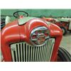 Image 3 : 1961 Ford 661 Workmaster Gas 5 Speed Transmission Live PTO 3PTH 
