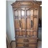 Image 1 : Vintage Wardrobe