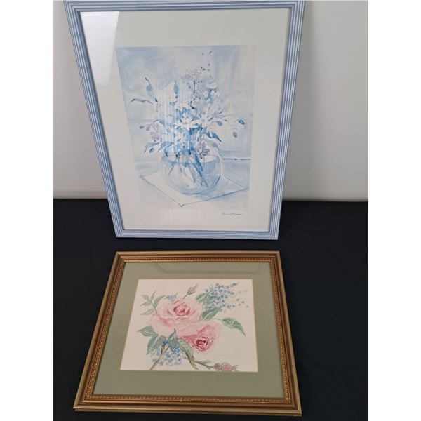 2 Framed Floral Prints
