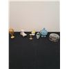 Image 1 : Assorted home decor