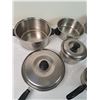Image 2 : Assorted pots and pans